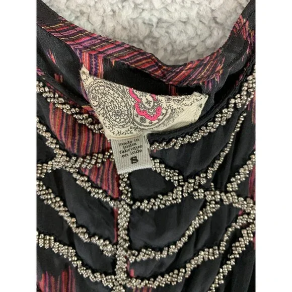 Anthropologie Ecote Beaded Tapestry Dress Red Black Floral Embellished - Picture 4 of 13